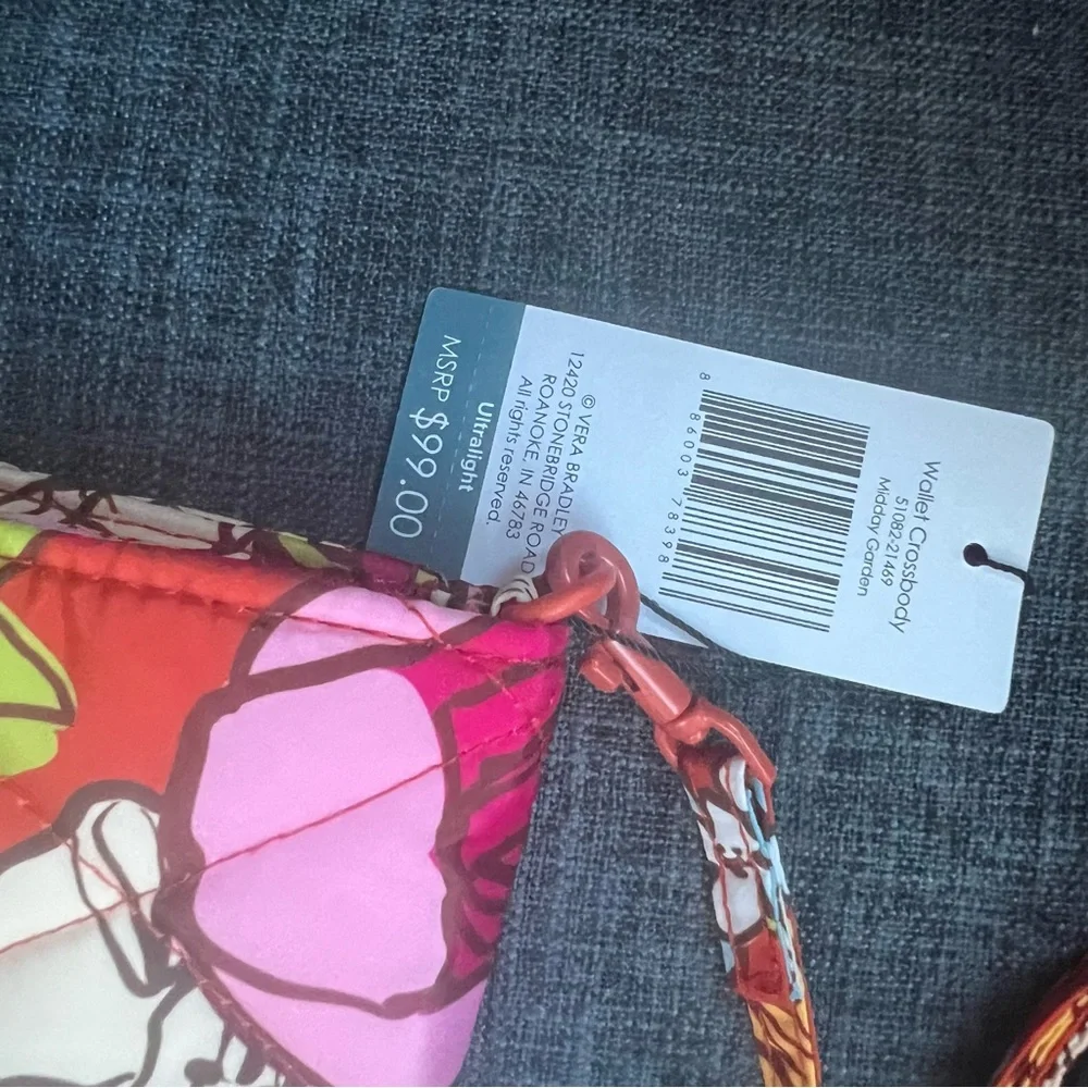 NWT Vera Bradley Midday Garden Wallet Crossbody Bag. Ultralight.